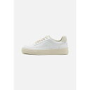 フィリングピース メンズ スニーカー シューズ MONDO VIERA - Trainers - white