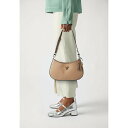 ゲス レディース ハンドバッグ バッグ NOELLE TOP ZIP SHOULDER BAG - Handbag - beige(4)