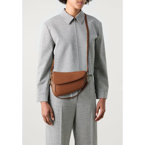 イーブン アンド オド レディース ハンドバッグ バッグ Handbag - cognac