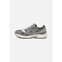 アシックス レディース スニーカー シューズ GEL-1130 UNISEX - Trainers - clay grey/pure silver
