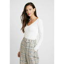 アンナ フィールド レディース Tシャツ トップス Long sleeved top - white|詳細画像