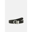 カルバン・クライン ベルト（レディース） カルバンクライン レディース ベルト アクセサリー ROUND REVERSIBLE BELT SAFFIANO - Belt - black/sand pebble