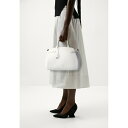 R`l fB[X nhobO obO KLICHE - Handbag - brillant white