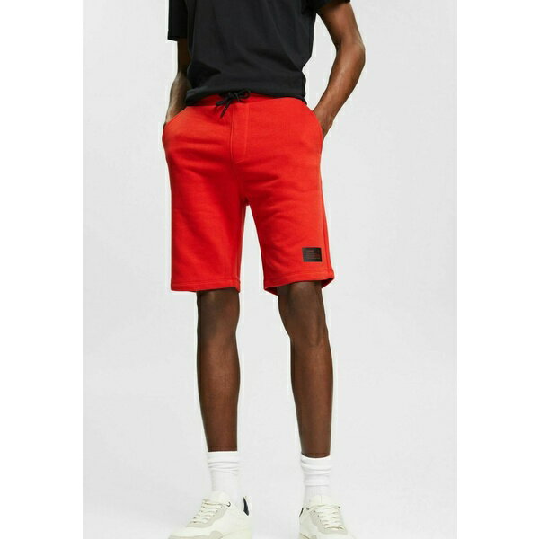 エスプリ メンズ カジュアルパンツ ボトムス STRAIGHT FIT - Shorts - red orange