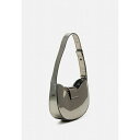 カルバンクライン レディース ハンドバッグ バッグ OFF DUTY ROUND SHOULDERBAG - Handbag - gunmetal specchio 2