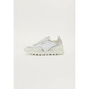 アイスバーグ メンズ サンダル シューズ HYPER - Trainers - white