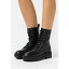 イーブン アンド オド レディース ブーツ シューズ Platform ankle boots - black