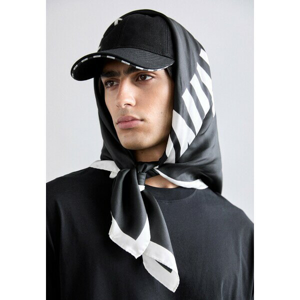 モスキーノ レディース マフラー・ストール・スカーフ アクセサリー Foulard - black
