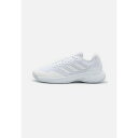 アディダス メンズ バスケットボール スポーツ GAMECOURT 2.0 TENNIS - Clay court tennis shoes - footwear white/matte silver
