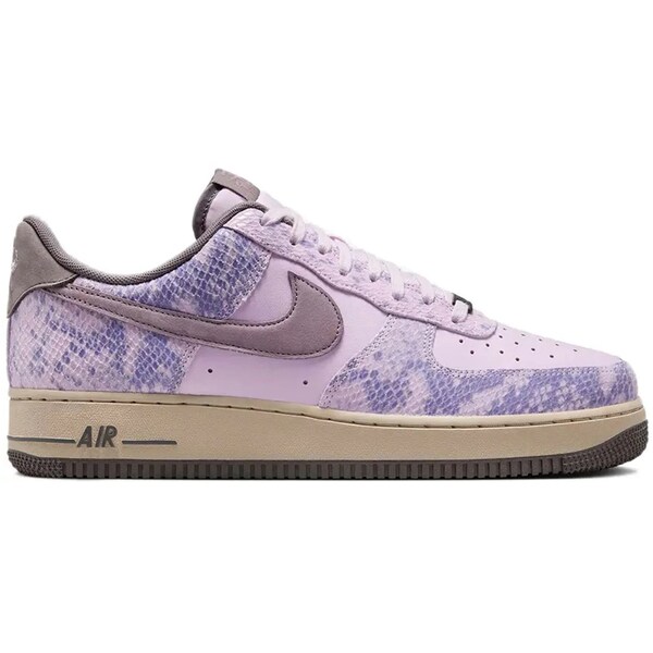 ■ブランド Nike(ナイキ)■商品名 Nike Air Force 1 Low Purple Snakeskin■色 ■サイズ サイズ US_9(27.0cm) ■表記の日本サイズは参考サイズとなります。実際のサイズとは前後する可能性がございます。 ■海外からお取り寄せ商品となりますので、お届けまで2週間〜3週間お時間頂いております。 ■返品・交換の対象外となっております。 ■店内全品【送料無料】です！（※沖縄・離島は別途送料3,300円がかかります） サイズ別価格表 (サイズをクリックして商品ページに飛んでください) サイズ 価格 US_M_13 33,800円 US_M_14 32,800円 US_M_15 33,800円 US_10(28.0cm) 33,800円 US_10.5(28.5cm) 51,800円 US_11(29.0cm) 29,800円 US_11.5(29.5cm) 33,800円 US_12(30.0cm) 32,800円 US_12.5(30.5cm) 32,800円 US_7(25.0cm) 32,800円 US_7.5(25.5cm) 28,800円 US_8(26.0cm) 38,800円 US_8.5(26.5cm) 51,800円 US_9(27.0cm) 33,800円 US_9.5(27.5cm) 46,800円