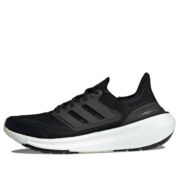 ■ブランド adidas(アディダス)■商品名 adidas Ultra Boost Light Core Black White GY9351■色 ■サイズ サイズ US_M_4.5 ■表記の日本サイズは参考サイズとなります。実際のサイズとは前後する可能性がございます。 ■海外からお取り寄せ商品となりますので、お届けまで2週間〜3週間お時間頂いております。 ■返品・交換の対象外となっております。 ■店内全品【送料無料】です！（※沖縄・離島は別途送料3,300円がかかります） サイズ別価格表 (サイズをクリックして商品ページに飛んでください) サイズ 価格 US_M_4 29,800円 US_M_4.5 39,800円 US_M_5 43,800円 US_M_5.5 40,800円 US_M_6 44,800円 US_M_6.5 38,800円 US_M_7 35,800円 US_M_7.5 35,800円 US_M_8 35,800円 US_M_8.5 38,800円 US_M_9 39,800円 US_M_9.5 43,800円 US_M_10 43,800円 US_M_10.5 47,800円 US_M_11 47,800円 US_M_11.5 47,800円 US_M_12 54,800円 US_M_13 105,800円 US_M_14 56,800円