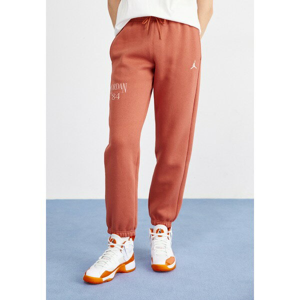 ジョーダン レディース カジュアルパンツ ボトムス PANT - Tracksuit bottoms - dusty peach/(legend sand)