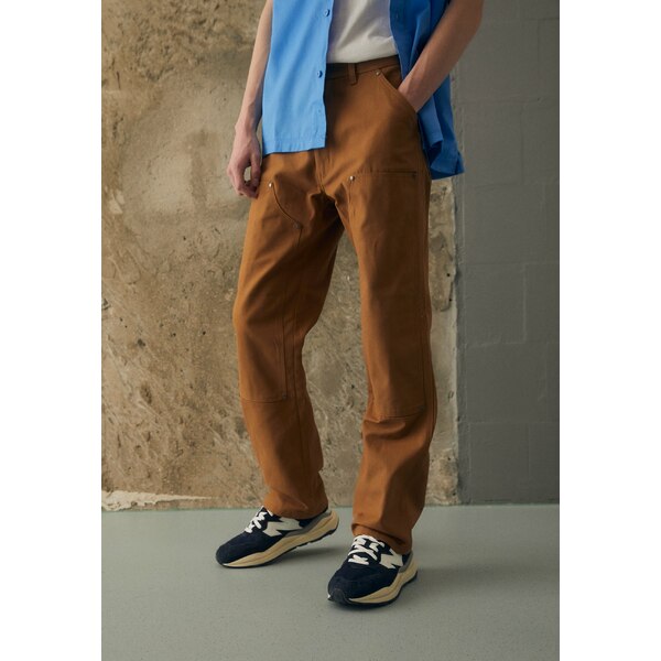 ディッキーズ メンズ カジュアルパンツ ボトムス UTILITY PANT - Trousers - brown duck