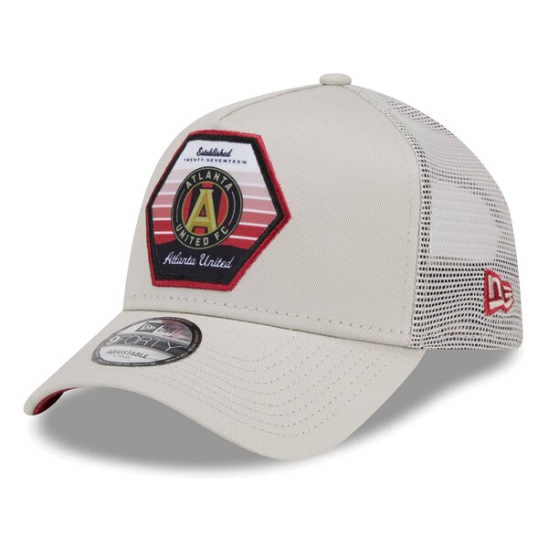 ニューエラ メンズ 帽子 アクセサリー Atlanta United FC New Era Established Patch 9FORTY AFrame Trucker Adjustable Hat Cream