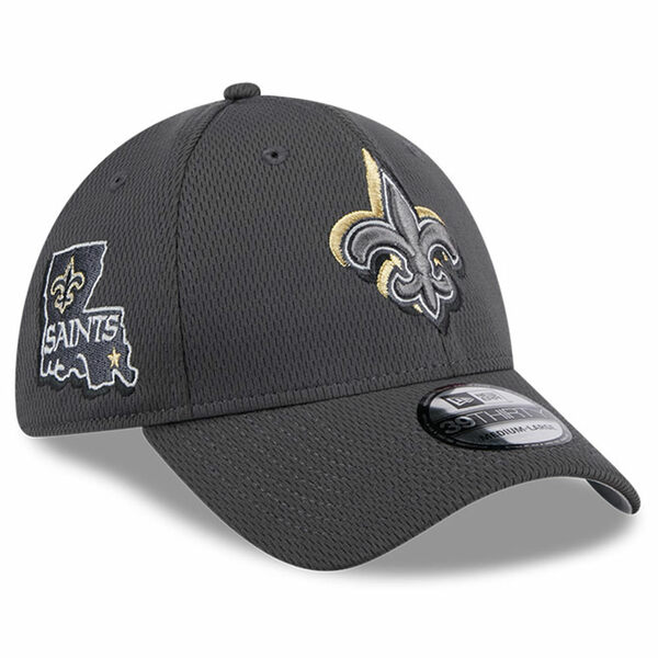 j[G Y Xq ANZT[ New Orleans Saints New Era 2024 NFL Draft 39THIRTY Flex Hat Graphite