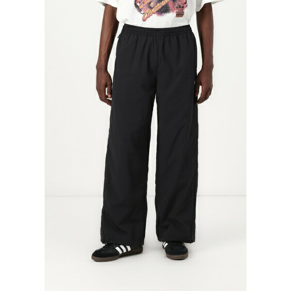 アディダスオリジナルス メンズ カジュアルパンツ ボトムス TRACKPANT - Tracksuit bottoms - black