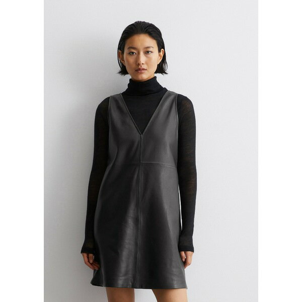 マルコポーロ レディース ワンピース トップス V-NECK - Day dress - black