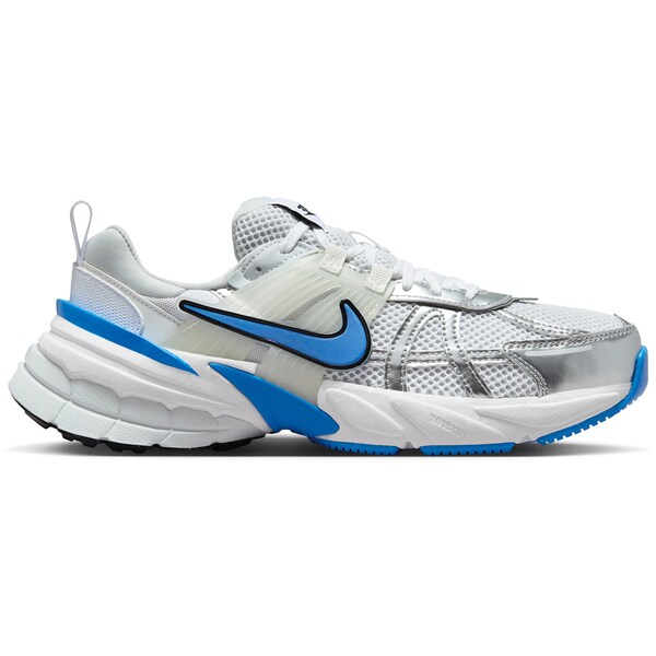 ■ブランド Nike(ナイキ)■商品名 Nike V2K Run White Pure Platinum Light Photo Blue (Women's)■色 ■サイズ サイズ US_5.5(22.5cm) ■表記の日本サイズは参考サイズとなります。実際のサイズとは前後する可能性がございます。 ■海外からお取り寄せ商品となりますので、お届けまで2週間〜3週間お時間頂いております。 ■返品・交換の対象外となっております。 ■店内全品【送料無料】です！（※沖縄・離島は別途送料3,300円がかかります） サイズ別価格表 (サイズをクリックして商品ページに飛んでください) サイズ 価格 US_W_10 80,800円 US_W_10.5 80,800円 US_W_11 80,800円 US_W_11.5 80,800円 US_W_12 80,800円 US_5(22.0cm) 80,800円 US_5.5(22.5cm) 80,800円 US_6(23.0cm) 80,800円 US_6.5(23.5cm) 80,800円 US_7(24.0cm) 80,800円 US_7.5(24.5cm) 80,800円 US_8(25.0cm) 80,800円 US_8.5(25.5cm) 80,800円 US_9(26.0cm) 80,800円 US_9.5(26.5cm) 80,800円