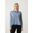 }R|[ fj fB[X TVc gbvX LONGSLEEVE CREWNECK STRIPED - Long sleeved top - kensington blue