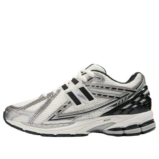 New Balance ニューバランス メンズ スニーカー 【New Balance 1906R 'Silver Black' M1906RER】 サイズ US_8(26.0cm) New Balance ニューバランス メンズ スニーカー 【New Balance 1906R 'Silver Black' M1906RER】 サイズ US_8(26.0cm)