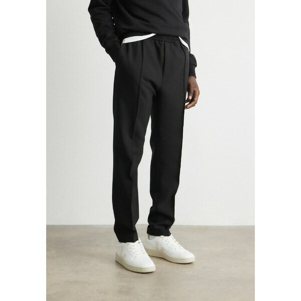 カルバンクライン メンズ カジュアルパンツ ボトムス JOGGER - Tracksuit bottoms - black