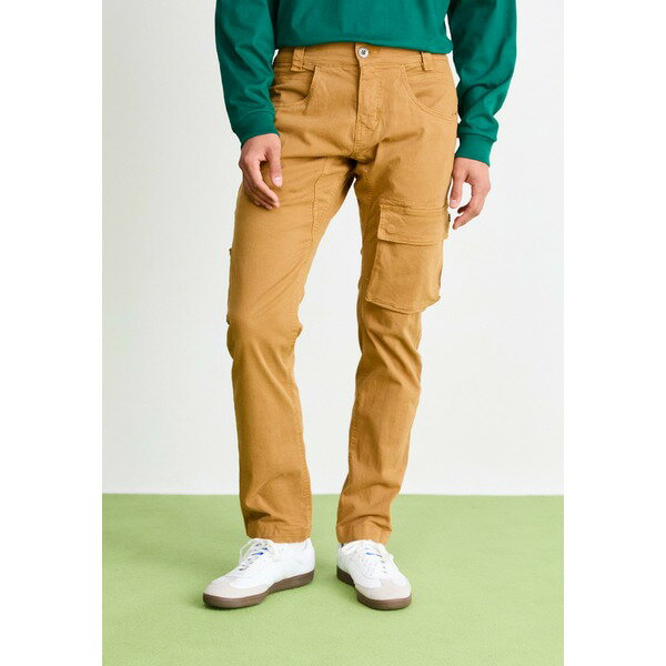 アルファインダストリーズ メンズ カジュアルパンツ ボトムス LIEUTENANT - Cargo trousers - khaki