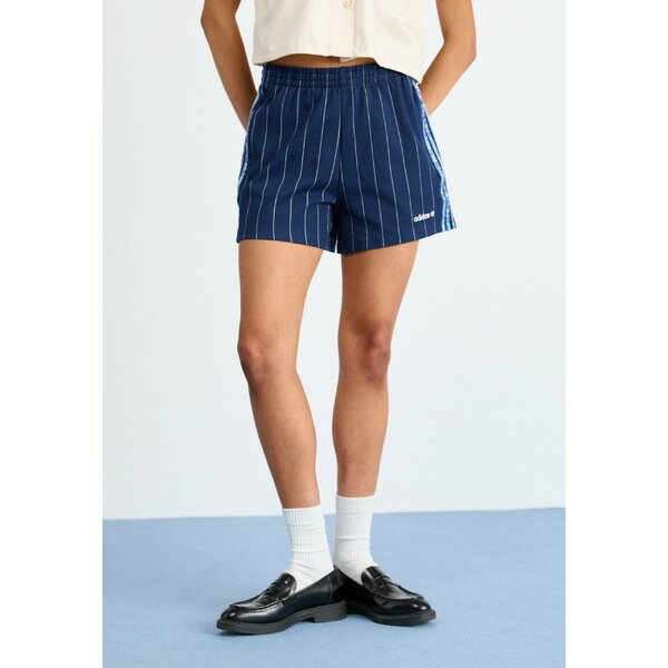 アディダスオリジナルス レディース カジュアルパンツ ボトムス LIBERTY - Tracksuit bottoms - night ..