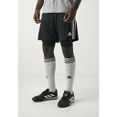 アディダス メンズ バスケットボール スポーツ TIRO 24 2-IN-1 - Sports shorts - black/white