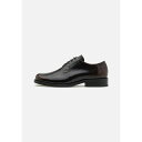 タイガー オブ スウェーデン メンズ サンダル シューズ OPUSON - Smart lace-ups - cognac