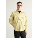 マッズ ノーガード メンズ サンダル シューズ SUNSET AUGUST WORK SHIRT - Shirt - tender yellow