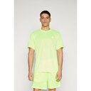 アディダス メンズ サンダル シューズ TRAIN ESSENTIALS - Sports T-shirt - lucid lemon/white