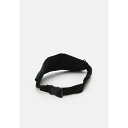 ナイキ メンズ ボディバッグ・ウエストポーチ バッグ CHALLENGER 2.0 UNISEX - Bum bag - black(4)