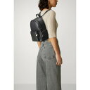 アンナ フィールド レディース バックパック・リュックサック バッグ Rucksack - black(4)