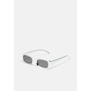 W Y TOXEACEFA ANZT[ UNISEX - Sunglasses - 104 - silver