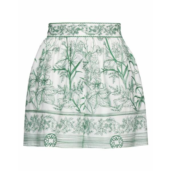 【送料無料】 エリー サーブ レディース カジュアルパンツ ボトムス Shorts & Bermuda Shorts Green