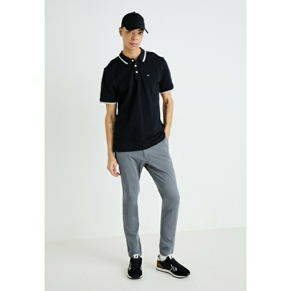 ドッカーズ メンズ カジュアルパンツ ボトムス GO ACTIVEFLEX - Chinos - grey