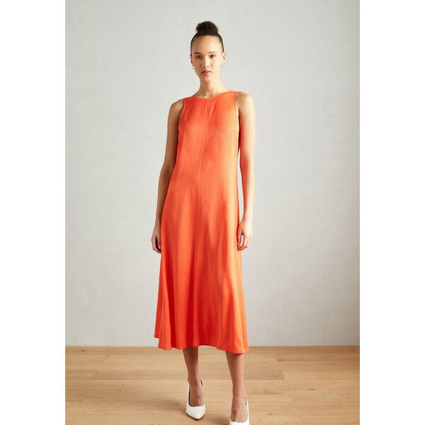 ޥ륳ݡ ǥ ԡ ȥåץ FLUENT TANK DRESS SIDE SLIT - Day dress - fruity orange