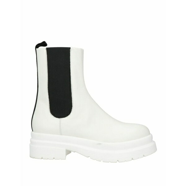 【送料無料】 J.W.アンダーソン レディース ブーツ シューズ Ankle boots White