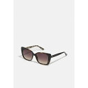 ゲス レディース サングラス&アイウェア アクセサリー Sunglasses - brown(4)