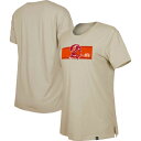 j[G fB[X TVc gbvX Tampa Bay Buccaneers New Era Women's Third Down Historic TShirt Tan