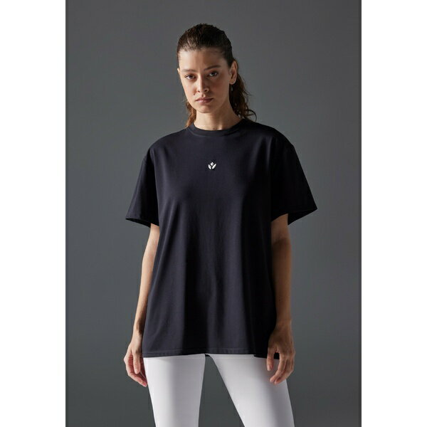 イーブン アンド オド レディース フィットネス スポーツ Basic T-shirt - black