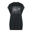 【送料無料】 ヴェルサーチ レディース Tシャツ トップス T-shirts Black