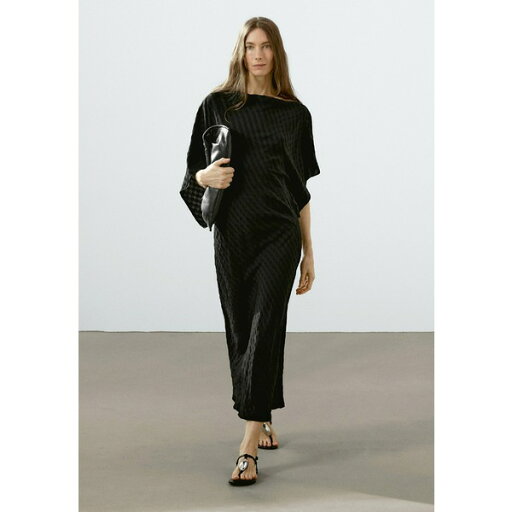 マッシモ ドゥッティ レディース ワンピース トップス LONG FLOWING WITH TEXTURED DETAIL - Day dress - black マッシモ ドゥッティ レディース ワンピース トップス LONG FLOWING WITH TEXTURED DETAIL - Day dress - black