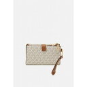 }CPR[X fB[X z ANZT[ JET SET WRISTLET - Wallet - vanilla