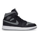 ■ブランド Jordan(ジョーダン)■商品名 Jordan 1 Mid■色 ■サイズ サイズ US_W_5.5W ■表記の日本サイズは参考サイズとなります。実際のサイズとは前後する可能性がございます。 ■海外からお取り寄せ商品となりますので、お届けまで2週間〜3週間お時間頂いております。 ■返品・交換の対象外となっております。 ■店内全品【送料無料】です！（※沖縄・離島は別途送料3,300円がかかります） サイズ別価格表 (サイズをクリックして商品ページに飛んでください) サイズ 価格 US_W_5W 43,800円 US_W_5.5W 40,800円 US_W_6W 46,800円 US_W_6.5W 53,800円 US_W_7W 48,800円 US_W_7.5W 47,800円 US_W_8W 50,800円 US_W_8.5W 56,800円 US_W_9W 66,800円 US_W_9.5W 55,800円 US_W_10W 61,800円 US_W_10.5W 55,800円 US_W_11W 53,800円 US_W_11.5W 53,800円 US_W_12W 50,800円