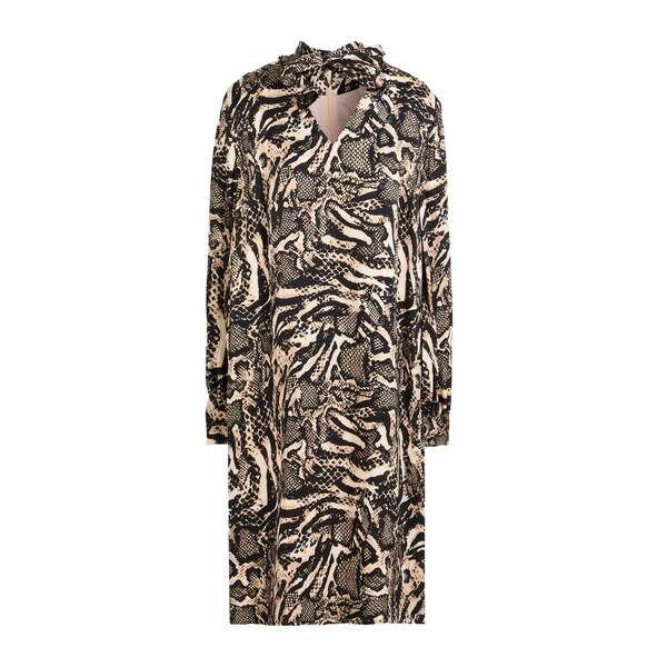 【送料無料】 エスカーダ レディース ワンピース トップス Midi dresses Beige