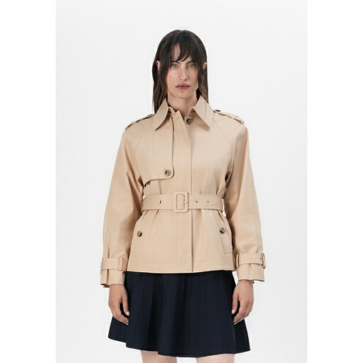 ゲス レディース コート アウター RAPHAELLE CROP - Trenchcoat - cameo beige ゲス レディース コート アウター RAPHAELLE CROP - Trenchcoat - cameo beige