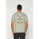 コロンビア メンズ バスケットボール スポーツ NORTH CASCADES¢ SHORT SLEEVE TEE - Print T-shirt - ...