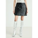 ヤス レディース スカート ボトムス YASTIANA SKIRT - Leather skirt - black(4)