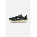 オルトラ メンズ ランニング スポーツ TORIN 8 - Road running shoes - black/white